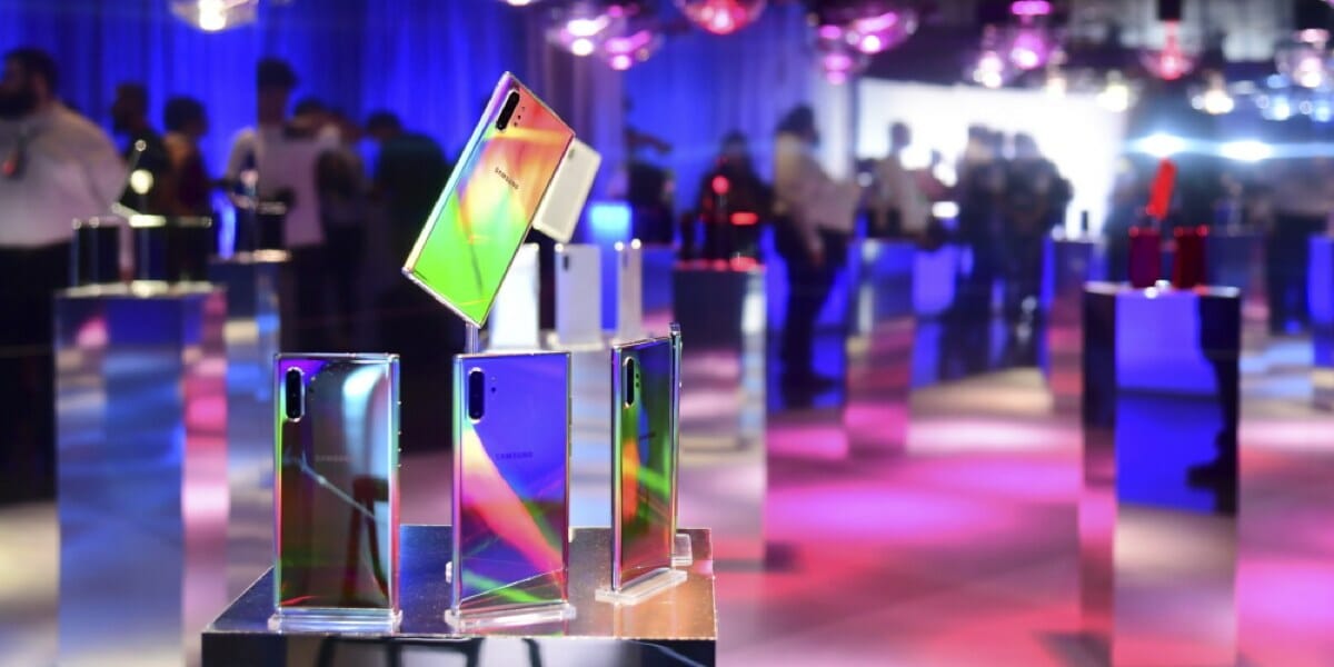 Samsung Raise the Bar with their New Note 10 Range note10 in NYC