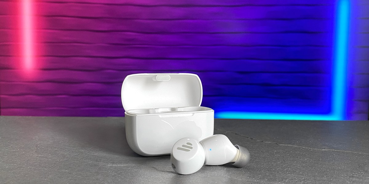 Review: Edifier TWS1 Earbuds – 32 Hours of Music budget TWS1 Wireless Earbuds.