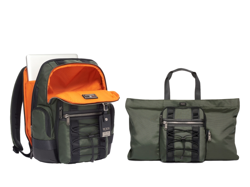 TUMI Paratrooper Backpack transformers into a Tote. {Tech} for Travel. https://techfortravel.co.uk
