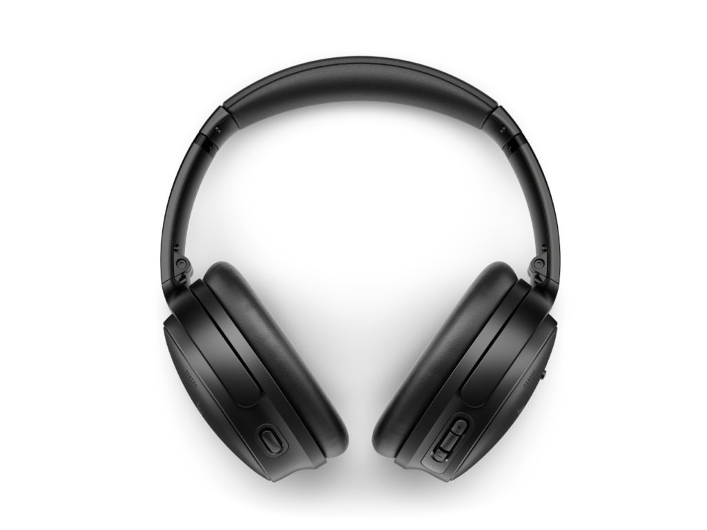 Bose new QC45 headphones have physical control buttons. {Tech} for Travel. https://techfortravel.co.uk