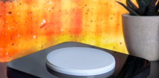 Nomad Base One Charger Review: A Touch of Luxury Nomad Base One MagSafe charger