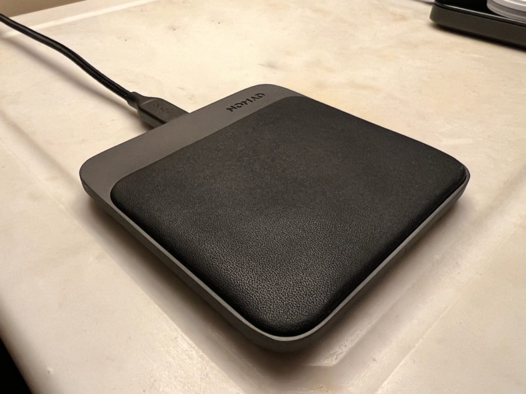 Nomad Base Station Mini wireless charging pad for travel. {Tech} for Travel. https://techfortravel.co.uk