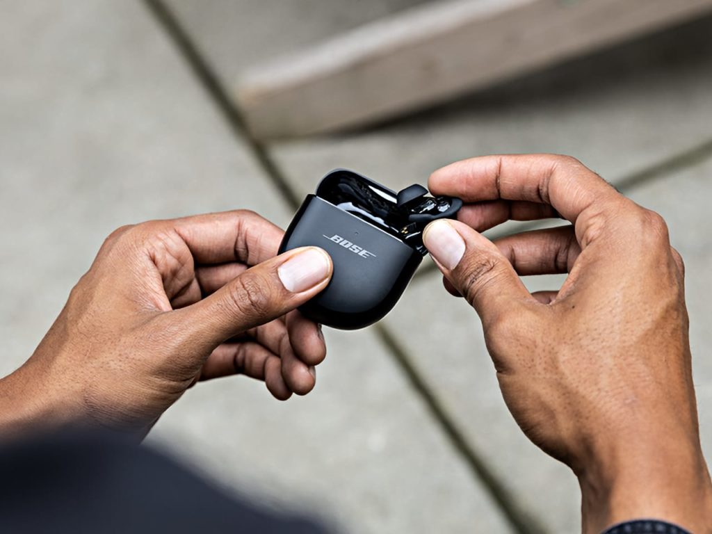 New Bose QuietComfort Earbuds 2 with fast charging. {Tech} for Travel. https://techfortravel.co.uk