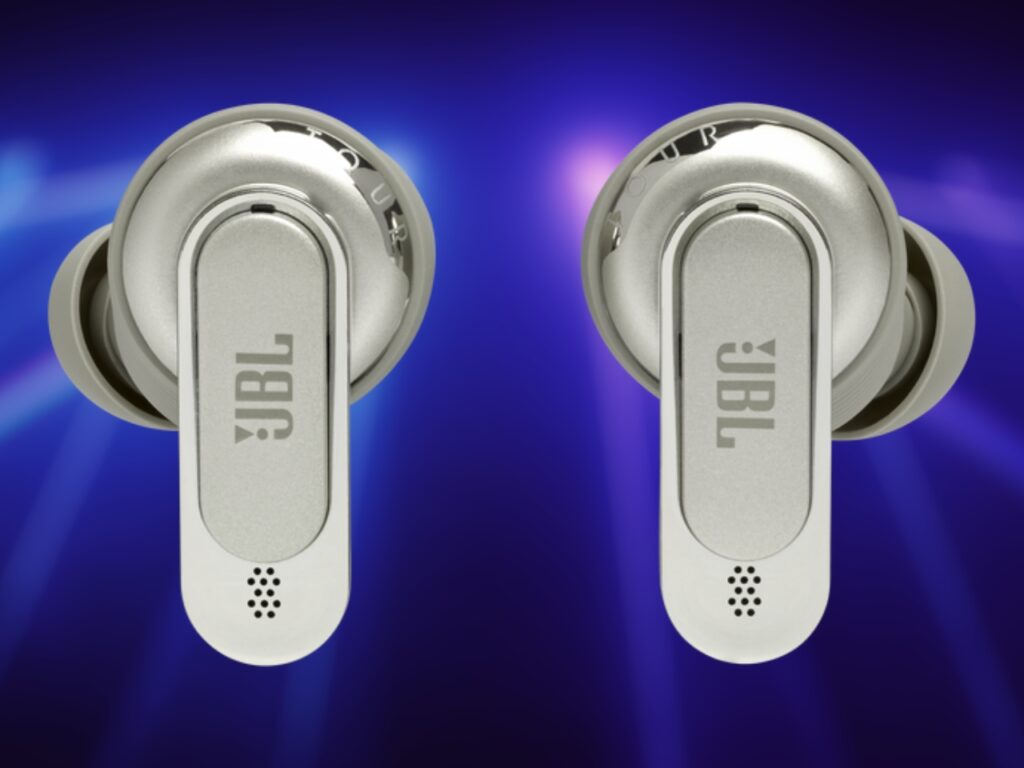 JBL Tour Pro 2 Earbuds in Champagne.  {Tech} for Travel.  https://techfortravel.co.uk