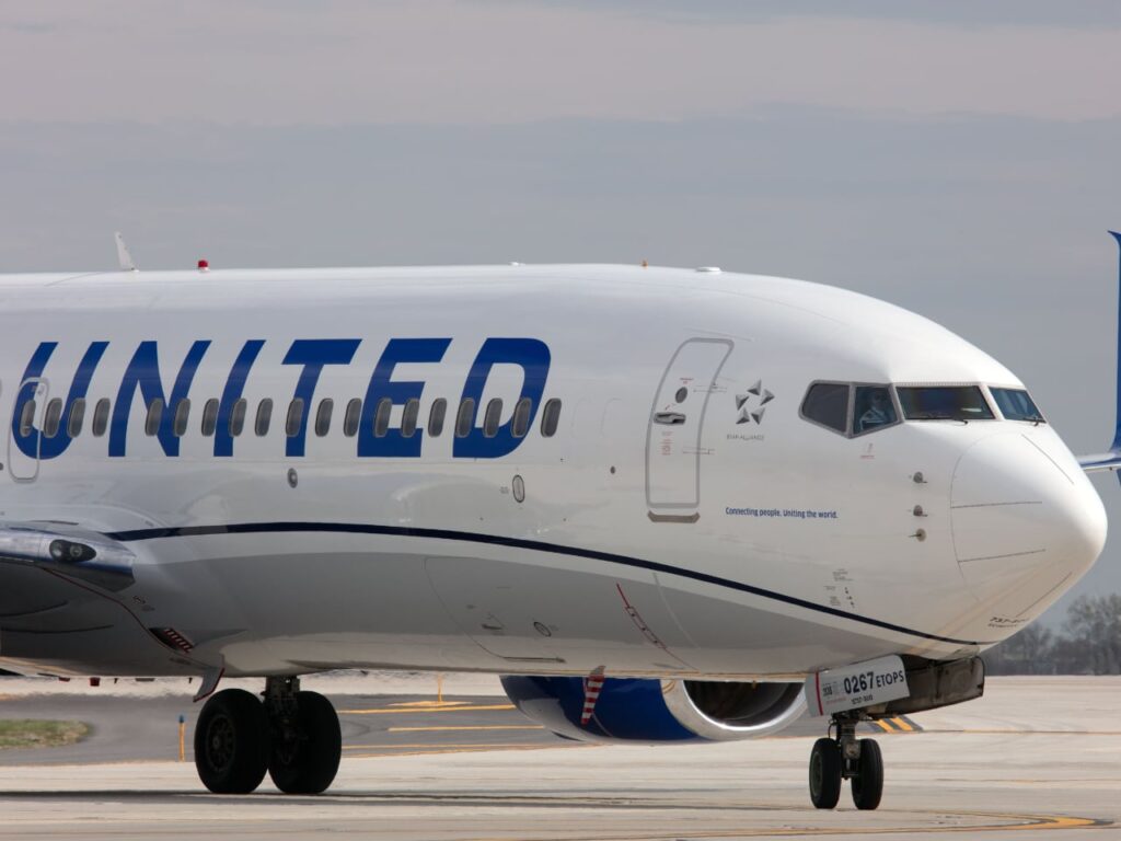 United Airlines Bluetooth Planes.  {Tech} for Travel.  https://techfortravel.co.uk