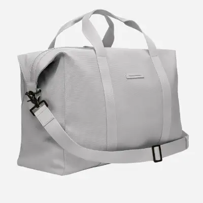 a white bag with a strap. Black Friday Travel Deals. Horizn Studios Black Friday Sale. {Tech} for Travel. https://techfortravel.co.uk