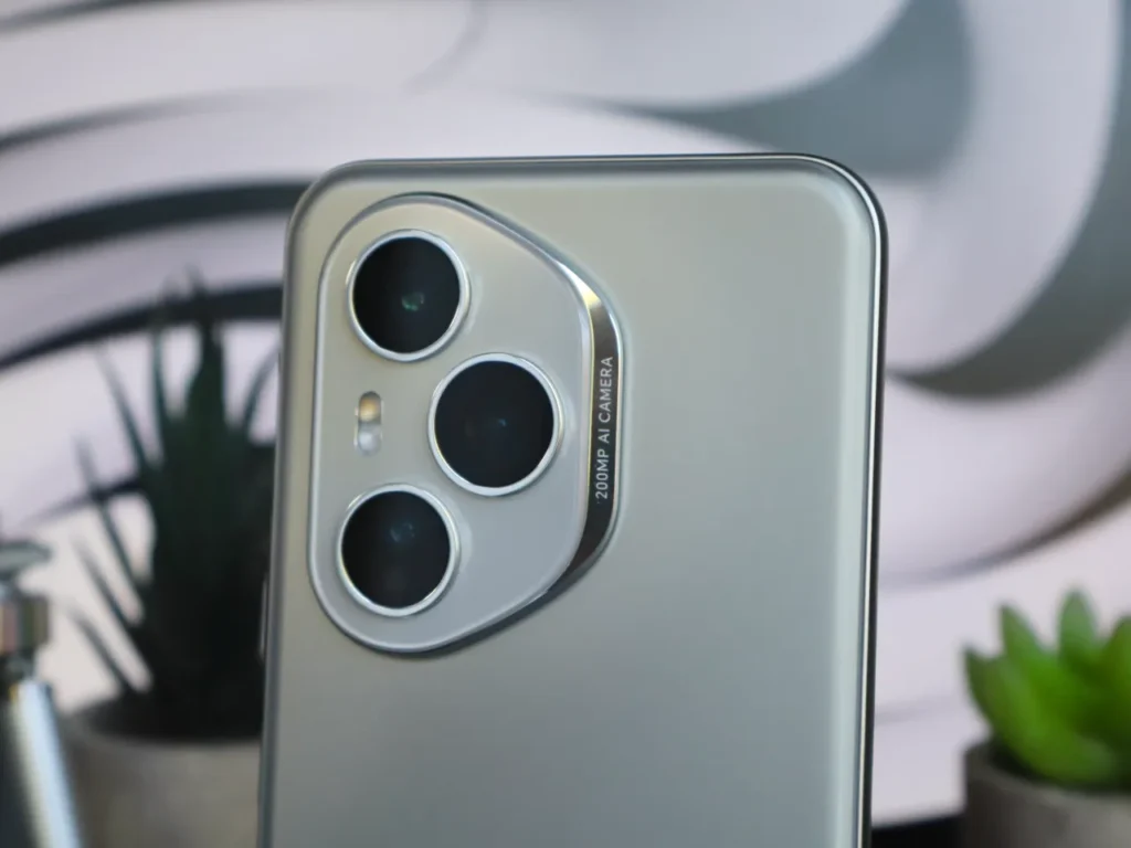 HONOR 400 Pro 200mp AI Camera – {Tech} for Travel a close up of a phone