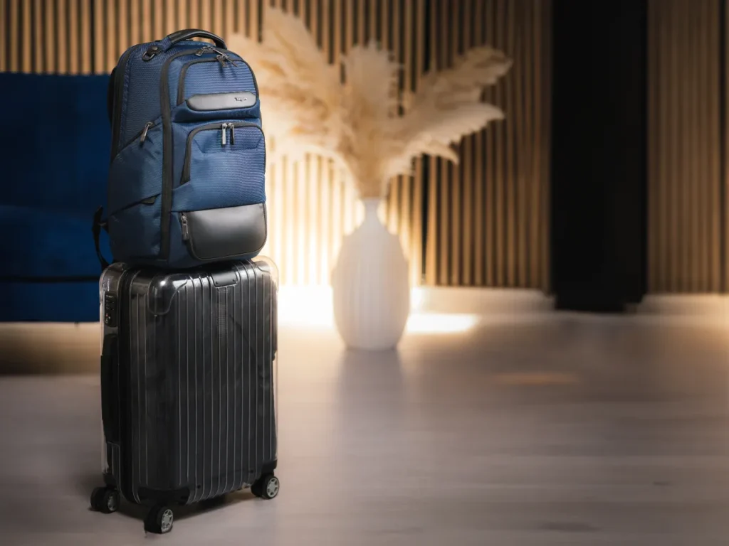 Targus HeritageLuxe Backpack Luggage Strap – {Tech} for Travel a luggage on top of each other. Targus HeritageLuxe Backpack. {Tech} for Travel. https://techfortravel.co.uk