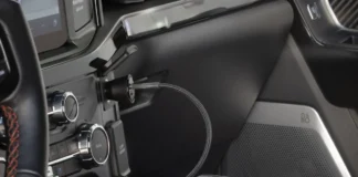 IFA 2025: Scosche FoundIT Car Charger Makes Lost Hire Cars a Thing of the Past a phone plugged into a car. Scosche FoundIt Charger. {Tech} for Travel. https://techfortravel.co.uk