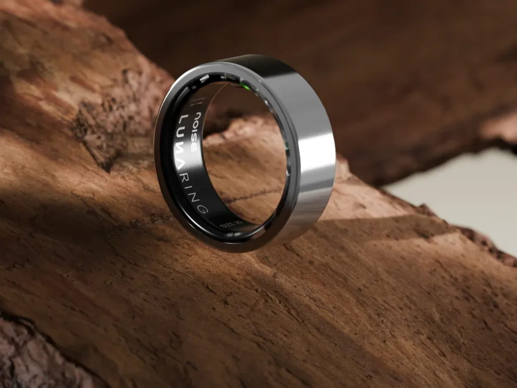Luna Ring Gen 2 Silver – {Tech} for Travel a silver ring on a piece of wood. Luna Ring Gen 2. IFA 2025. {Tech} for Travel. https://techfortravel.co.uk