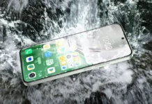 New release brings HONOR Magic8 Lite three-day battery claims a cell phone with water splashing