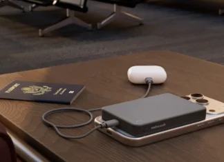 Twelve South PowerCapsule supports Qi2 and USB C charging a device on a table. Twelve South PowerCapsule. {Tech} for Travel. https://techfortravel.co.uk