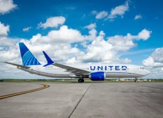 United Airlines Starlink Wi-Fi rollout gains momentum a plane on the runway. United Airlines Starlink Wi-Fi. {Tech} for Travel. https://techfortravel.co.uk