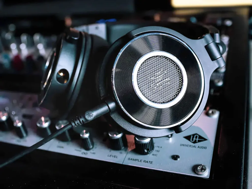 OneOdio Monitor 60 Headphones Review. {Tech} for Travel. https://techfortravel.co.uk